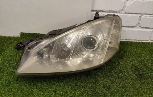Mercedes-Benz S W221 Headlight/headlamp