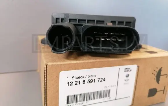 BMW 5 F10 F11 Glow plug pre-heat relay 12218591724 8591724 859172401