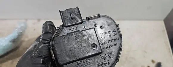 Peugeot 508 Throttle valve 28275019 967353480