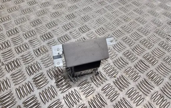 Nissan Almera Tino Car ashtray 68800bu000