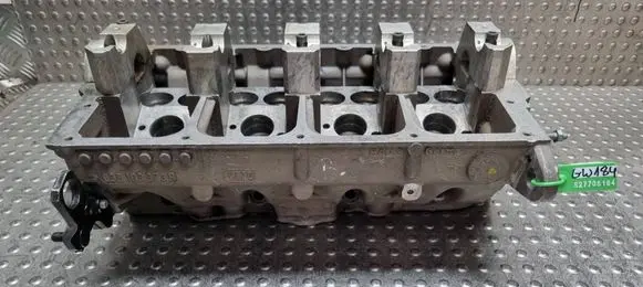 Volkswagen Golf V Engine head S27705184 038103373R