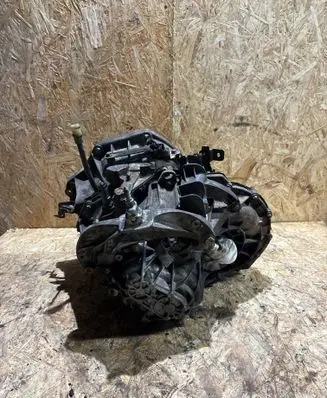 Opel Vivaro Manual 6 speed gearbox PF6040 320108718R