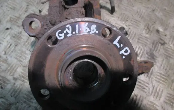 Volkswagen Golf V Front wheel hub spindle knuckle