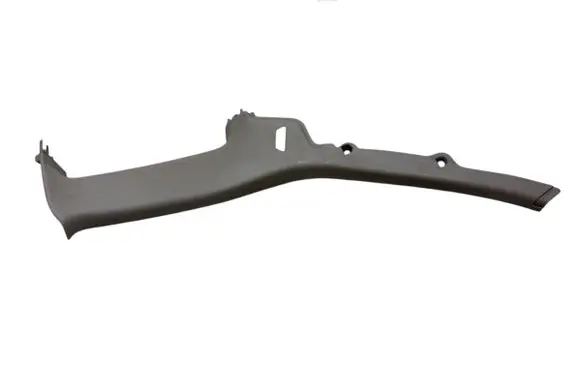 Volvo V70 (D)pillar trim (top) 1882