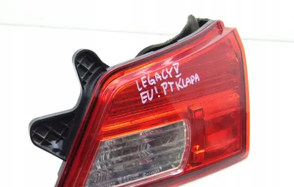 Subaru Legacy Tailgate rear/tail lights