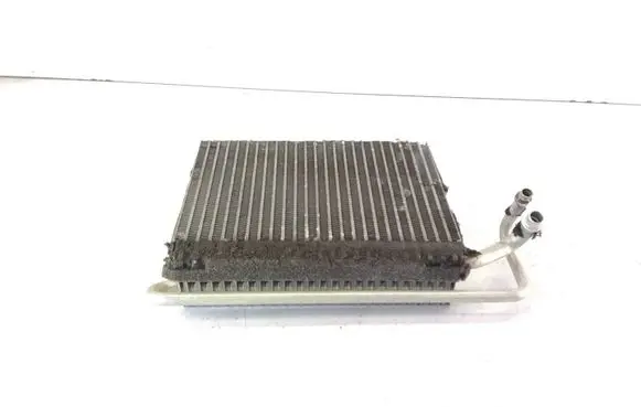 Air conditioning (A/C) radiator (interior)