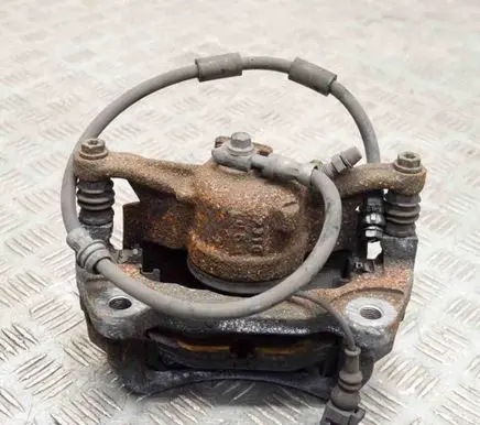 Volkswagen Golf VIII Front brake caliper
