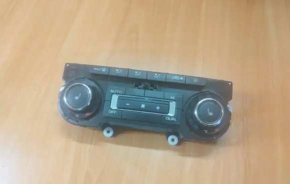 Skoda Superb B6 (3T) Climate control unit 3T0907044AG 5HB00974925