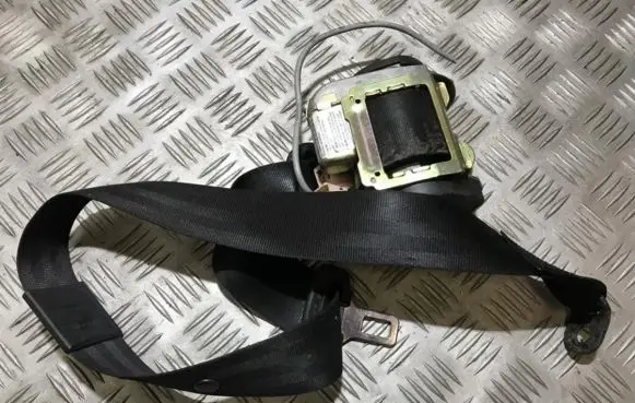 Audi A6 S6 C5 4B Front seatbelt 4b0857705a