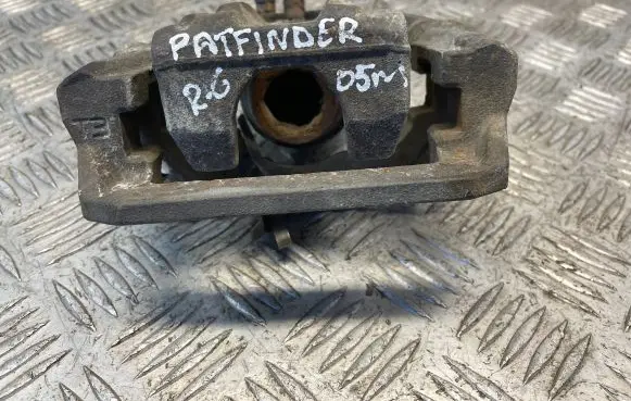 Nissan Pathfinder R51 Rear brake caliper