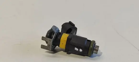 Skoda Fabia Mk1 (6Y) Fuel injector 036906031AG 6251001476