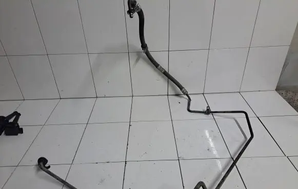 Volvo V70 Power steering hose/pipe/line 30645991