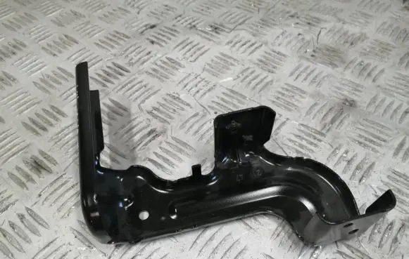 Nissan Navara D23 Engine bonnet/hood lock trim molding 622954KJ0A