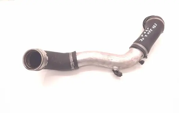 Intercooler hose/pipe