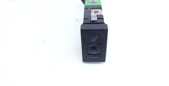 Volkswagen PASSAT B5 Seat heating switch 3B0963564A