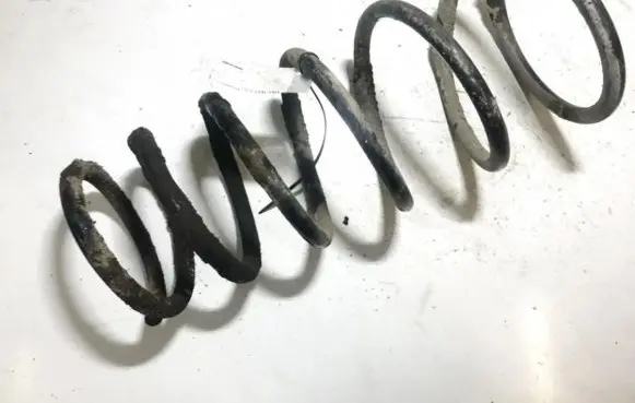 Mazda 323 F Rear coil spring
