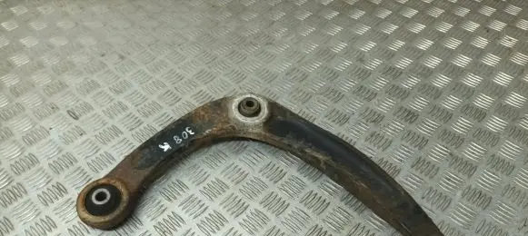 Peugeot 308 Front control arm 823215