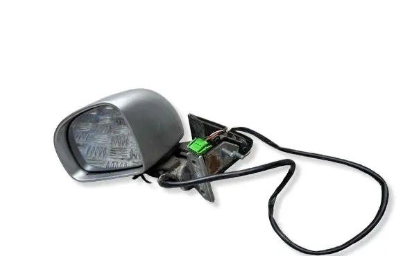 Volkswagen New Beetle Front door electric wing mirror 