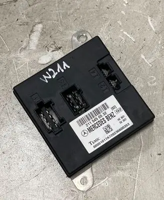 Mercedes-Benz E W211 Comfort/convenience module 2115450532 00001017A7