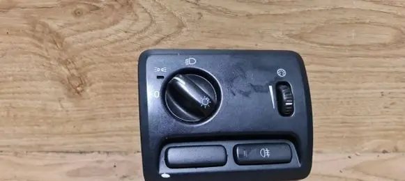 Volvo V70 Light switch 30739311