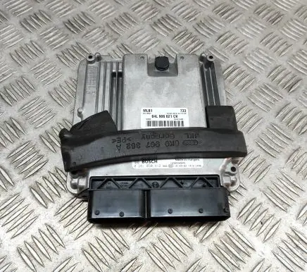 Audi Q5 SQ5 Engine control unit/module 04L906021CK 0281030412