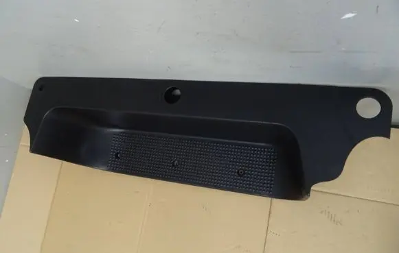 Opel Vivaro Front sill trim cover 8200943157