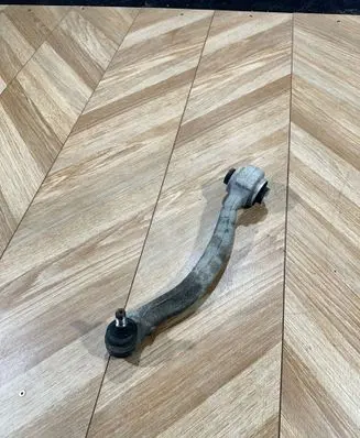 Mercedes-Benz C W204 Front lower control arm/wishbone
