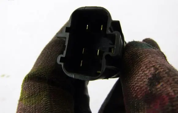 Mazda Tribute Windscreen/window heater switch