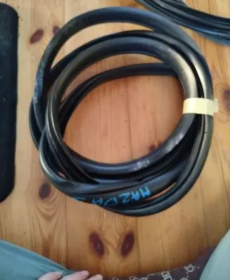 Mazda 3 II Front door rubber seal 