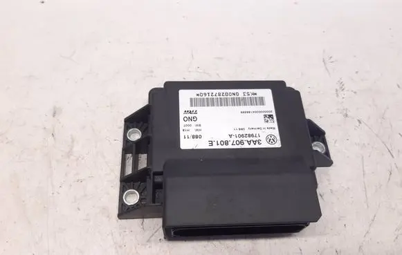 Volkswagen Tiguan Hand brake control module 3AA907801E GN00287216Q 17982901A