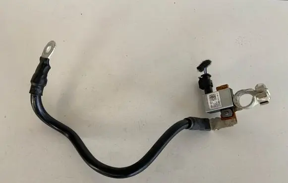 Audi A4 S4 B9 Negative earth cable (battery) 8S0915181C