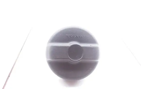 Volvo S70 V70 V70 XC Fuel tank filler cap 9142606 9142541