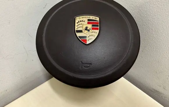 Porsche Cayenne (92A) Steering wheel airbag 7P5880201A 7P5880201A6H6 3124171