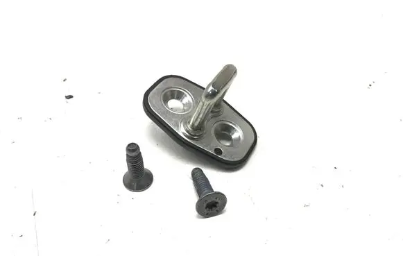 Opel Frontera Front door lock loop/hook striker 9842996780