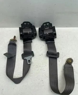 Volvo S40, V40 Rear seatbelt 570183800H 70183800 A180180