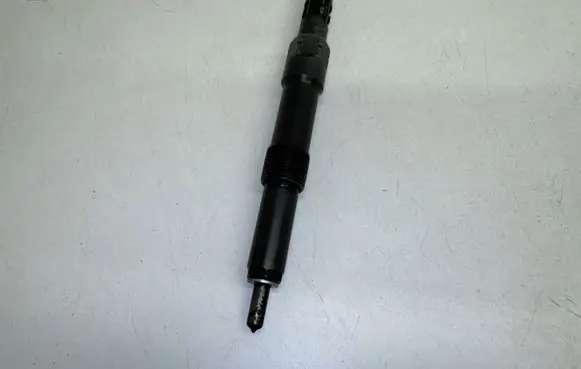 Ford Mondeo Mk III Fuel injector EJDR00801D