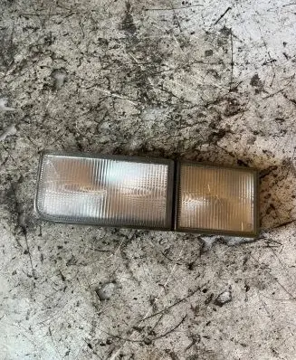 Volkswagen PASSAT B4 Front reflector 858051 3A0941772