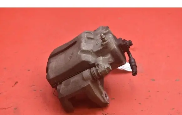 Opel Insignia A Front brake caliper 
