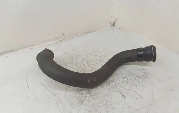 Opel Insignia A Engine coolant pipe/hose