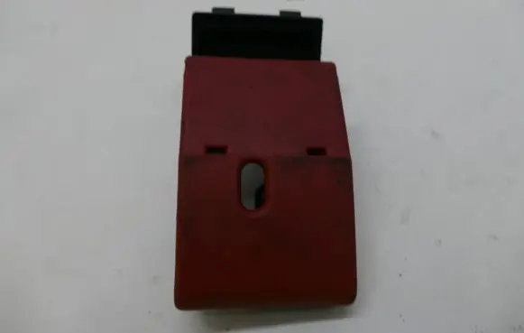 Engine bonnet (hood) release handle