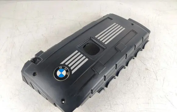 BMW 5 E60 E61 Engine cover (trim) 7575034