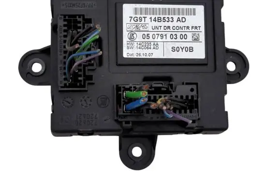 Ford Mondeo MK IV Door control unit/module 7G9T14B533AD 14C235AA 0507910300