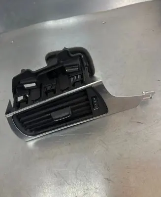 Audi A6 S6 C7 4G Dashboard side air vent grill/cover trim 4G1820901 90257000