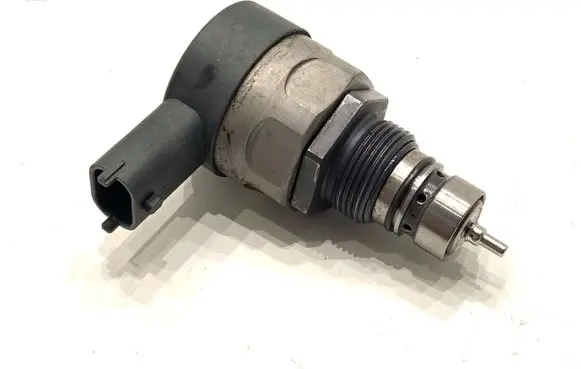 Jaguar XF Fuel pressure regulator 0281006546