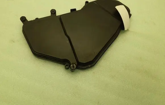 Volkswagen Touareg I Fuse box cover 7L0937576B 7L0937576A