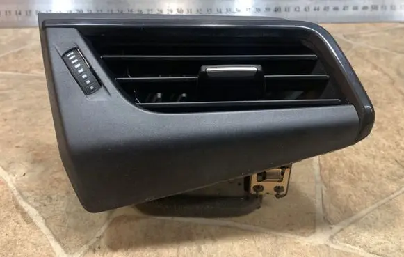 BMW 2 F46 Dashboard air vent grill cover trim 9262957
