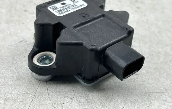 Dodge Durango III ESP acceleration yaw rate sensor P56029469AA TWJH14571B572