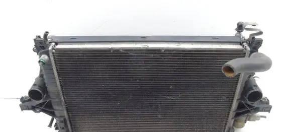 Volvo S80 Coolant radiator 31101102