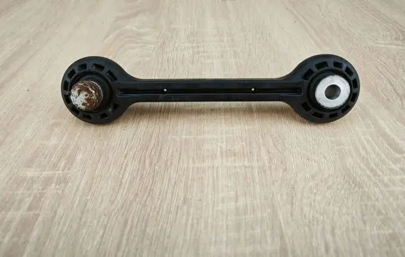 Front anti-roll bar/stabilizer link