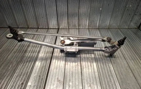 BMW X1 E84 Front wiper linkage and motor 2992465